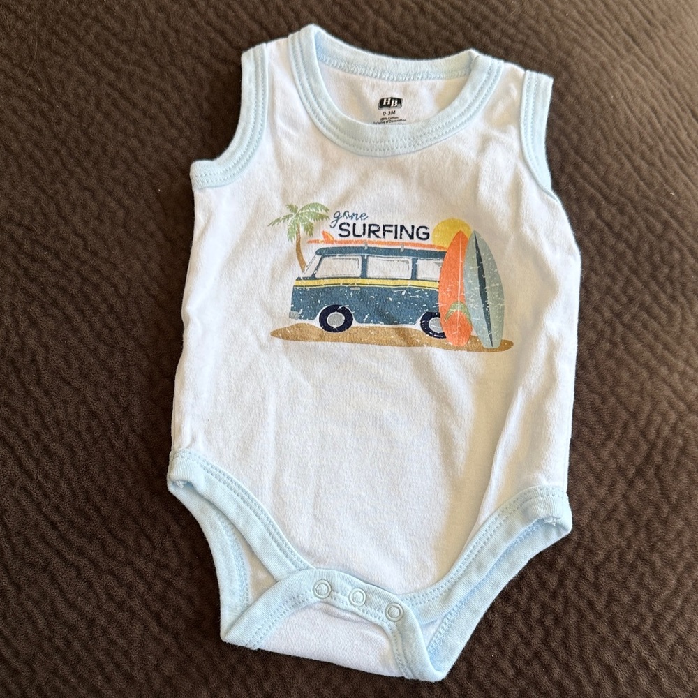 Baby Surfing Graphic Onesie - Light Blue Trim